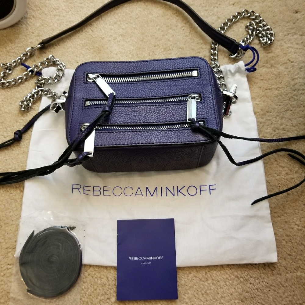 Shoulder bag